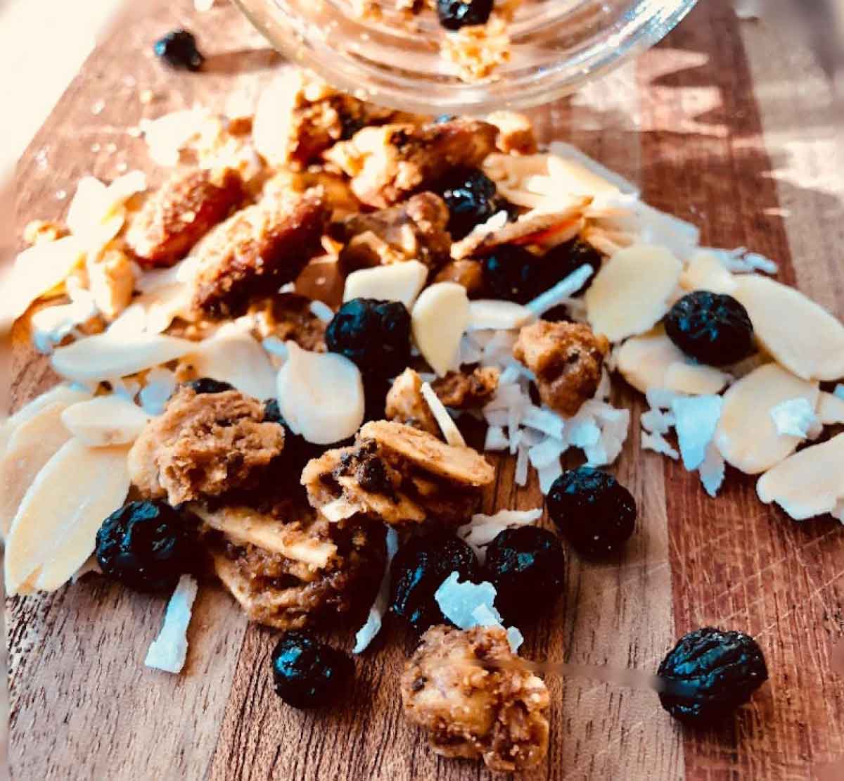 Adaptogen Rich Paleo Blueberry Granola