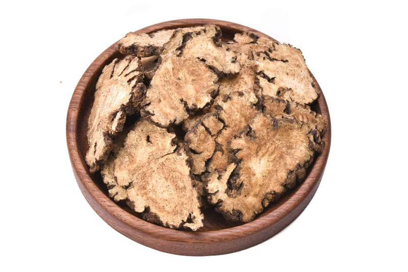 Ligusticum-Root in a bowl
